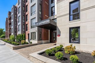 105 Washington 402, Boston, MA 02135