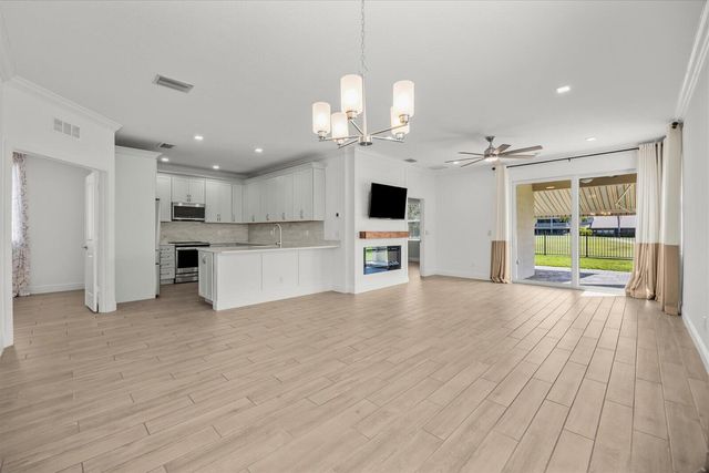 5725 SE Kawana Trail, Hobe Sound, FL 33455