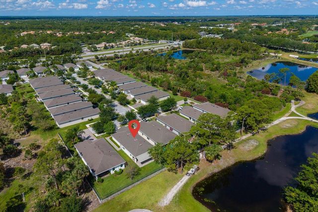 5725 SE Kawana Trail, Hobe Sound, FL 33455