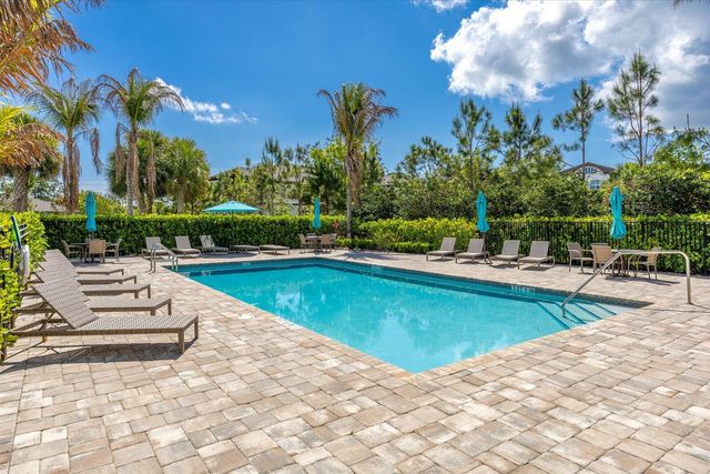 5725 SE Kawana Trail, Hobe Sound, FL 33455