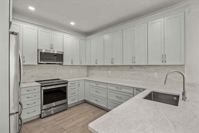5725 SE Kawana Trail, Hobe Sound, FL 33455
