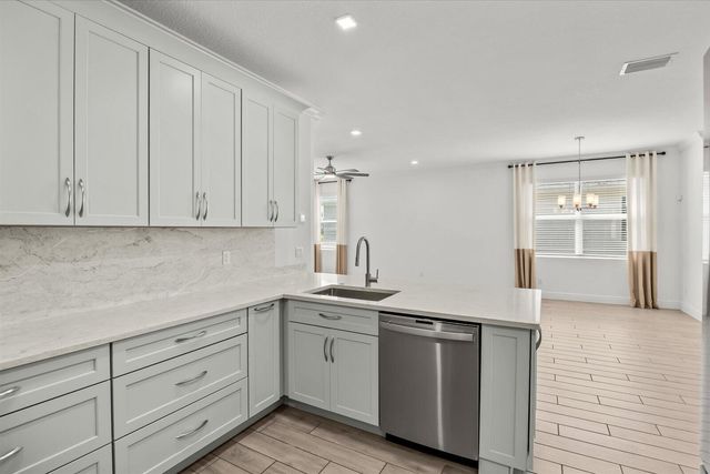 5725 SE Kawana Trail, Hobe Sound, FL 33455