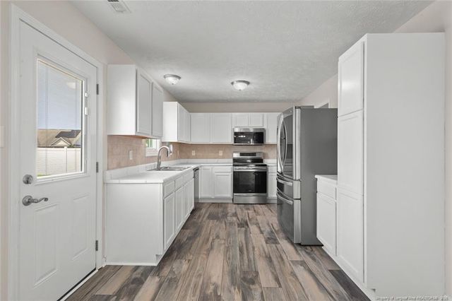 549 Bellgrove Drive, Hope Mills, NC 28348