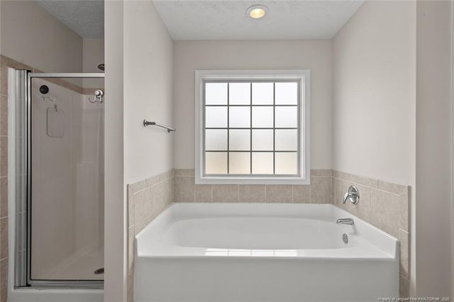 549 Bellgrove Drive, Hope Mills, NC 28348