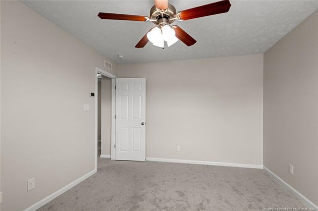 549 Bellgrove Drive, Hope Mills, NC 28348