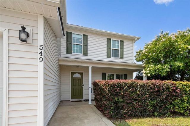 549 Bellgrove Drive, Hope Mills, NC 28348