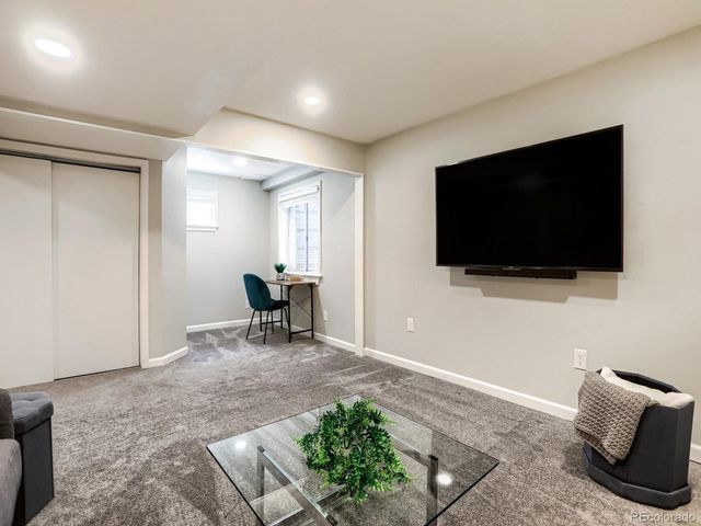 1085 Stoneham St, Superior, CO 80027