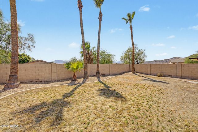 1819 W Nighthawk Way, Phoenix, AZ 85045