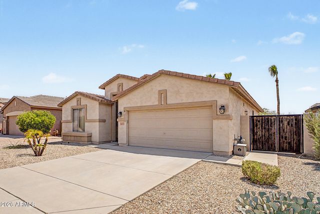 1819 W Nighthawk Way, Phoenix, AZ 85045