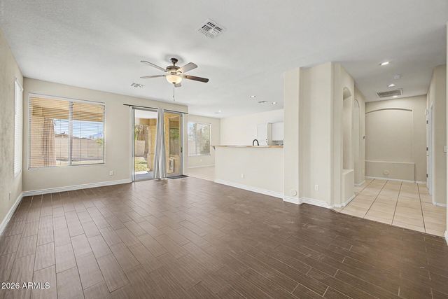 1819 W Nighthawk Way, Phoenix, AZ 85045