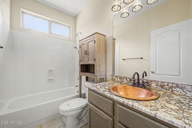 1819 W Nighthawk Way, Phoenix, AZ 85045