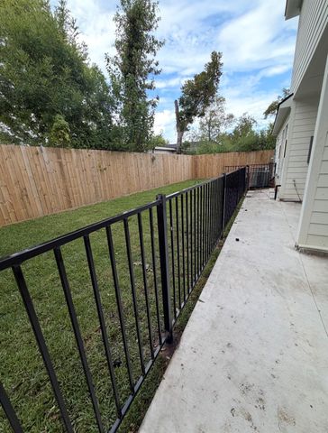 2603 Terry Street D, Houston, TX 77009