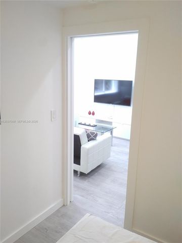 1525 Meridian Avenue 205, Miami Beach, FL 33139