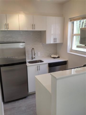 1525 Meridian Avenue 205, Miami Beach, FL 33139