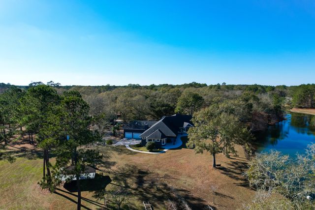 6615 Old Jacksonboro Road, Ravenel, SC 29470