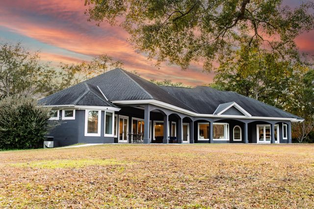 6615 Old Jacksonboro Road, Ravenel, SC 29470