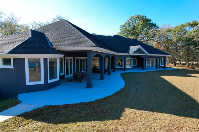 6615 Old Jacksonboro Road, Ravenel, SC 29470