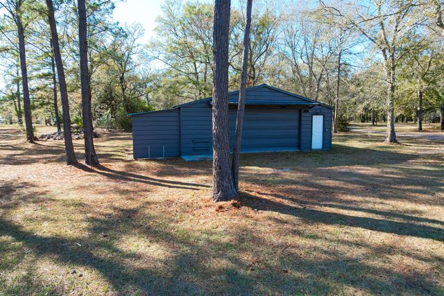 6615 Old Jacksonboro Road, Ravenel, SC 29470