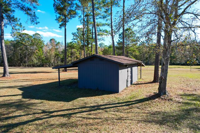 6615 Old Jacksonboro Road, Ravenel, SC 29470