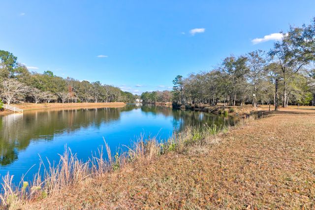 6615 Old Jacksonboro Road, Ravenel, SC 29470