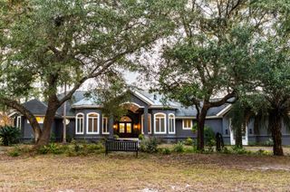 6615 Old Jacksonboro Road, Ravenel, SC 29470