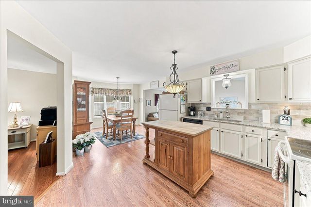 23 BELFORT LOOP, Newark, DE 19702