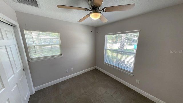 1517 N GRANDVIEW STREET, Mount Dora, FL 32757