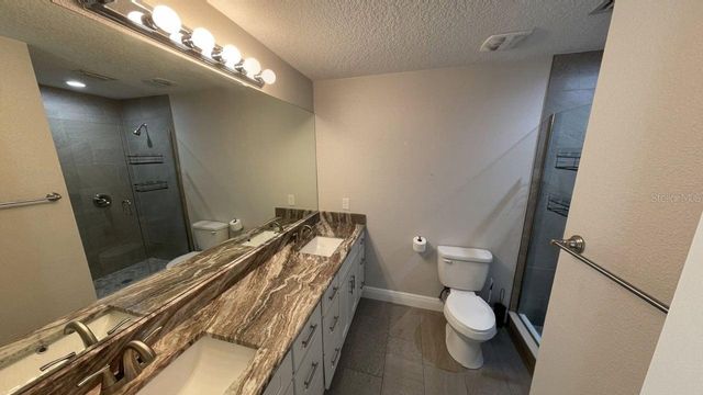 1517 N GRANDVIEW STREET, Mount Dora, FL 32757