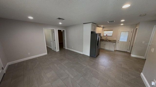 1517 N GRANDVIEW STREET, Mount Dora, FL 32757