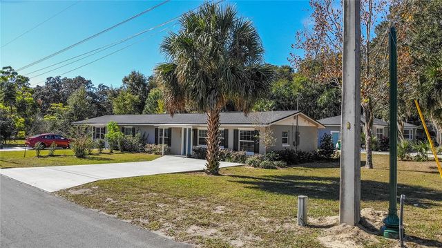 1517 N GRANDVIEW STREET, Mount Dora, FL 32757