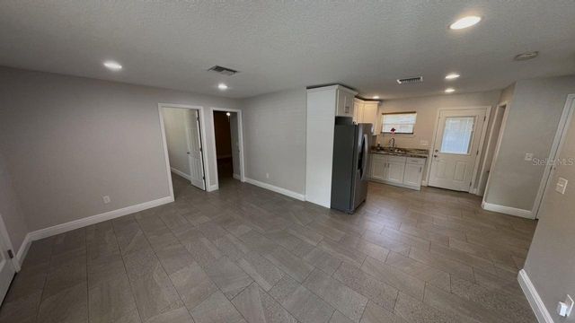 1517 N GRANDVIEW STREET, Mount Dora, FL 32757