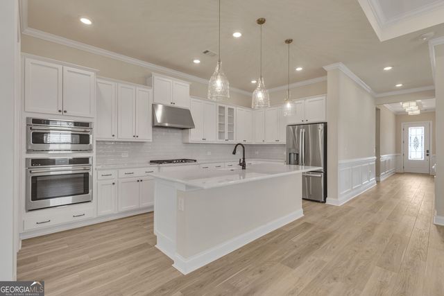 93 Club Cresswind Drive, Newnan, GA 30263