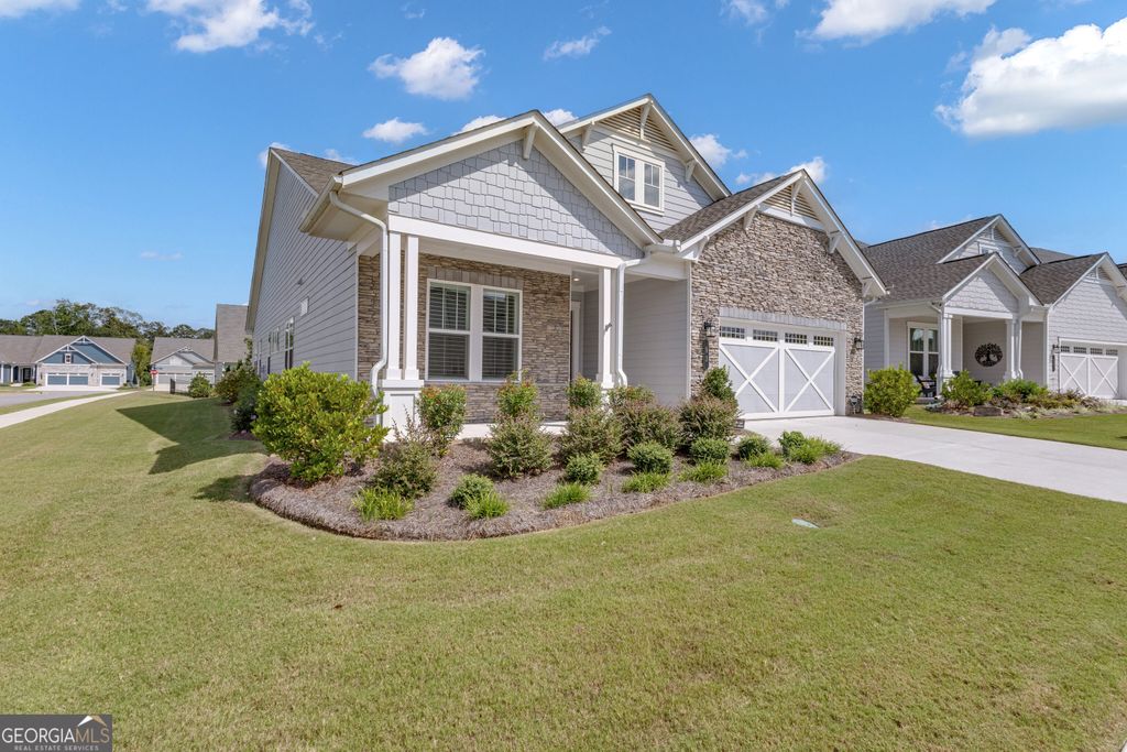 93 Club Cresswind Drive, Newnan, GA 30263