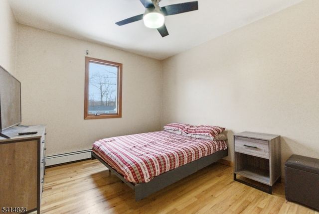 14 Marshall Trl, Hopatcong Boro, NJ 07843