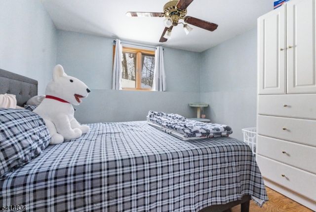 14 Marshall Trl, Hopatcong Boro, NJ 07843