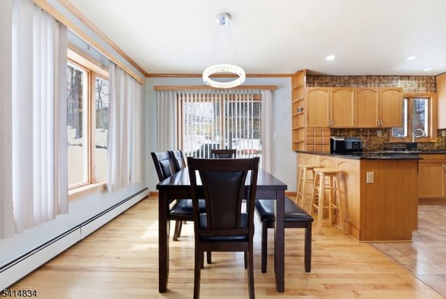 14 Marshall Trl, Hopatcong Boro, NJ 07843