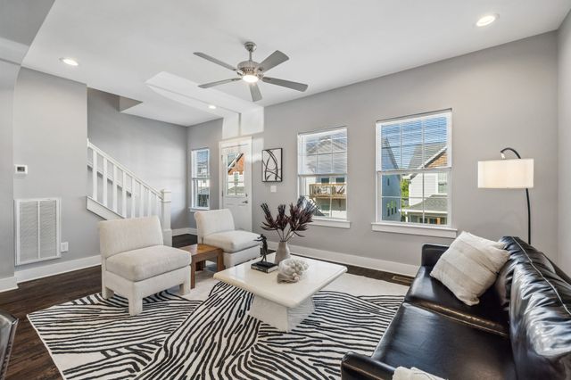 733 Arbor Trace Cir, Nashville, TN 37207