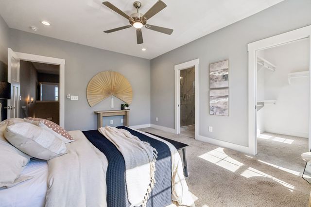733 Arbor Trace Cir, Nashville, TN 37207