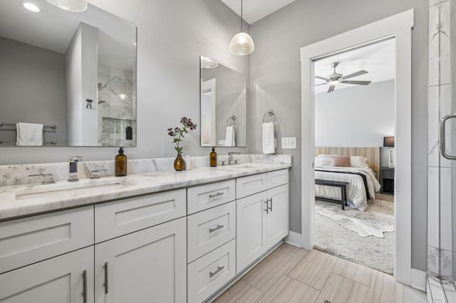 733 Arbor Trace Cir, Nashville, TN 37207