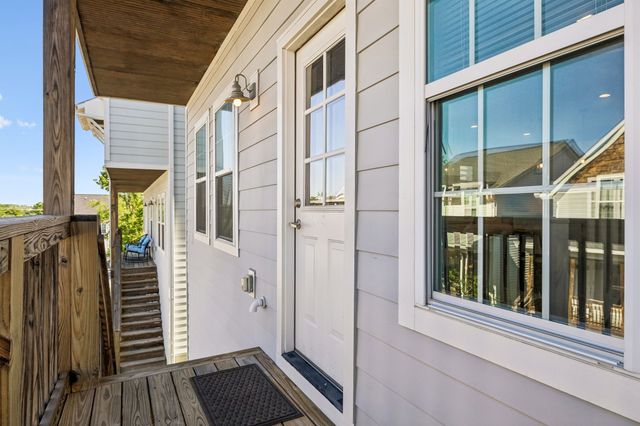 733 Arbor Trace Cir, Nashville, TN 37207