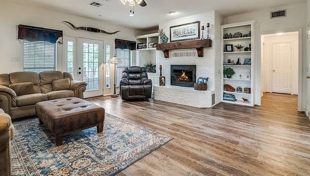 2795 County Road 1030, Chatfield, TX 75105