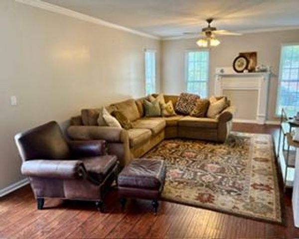 106 antique Court, Pendleton, SC 29670