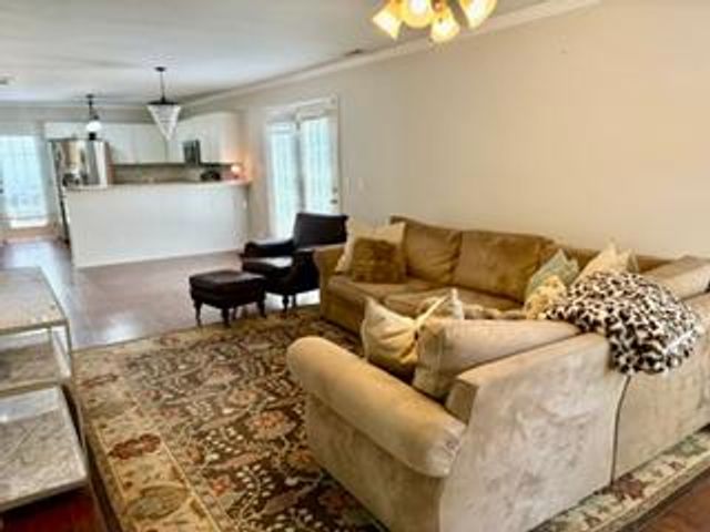 106 antique Court, Pendleton, SC 29670
