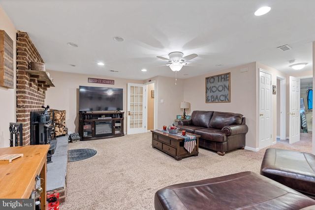 8805 ROSANNE CT, Clinton, MD 20735