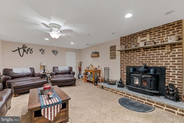8805 ROSANNE CT, Clinton, MD 20735