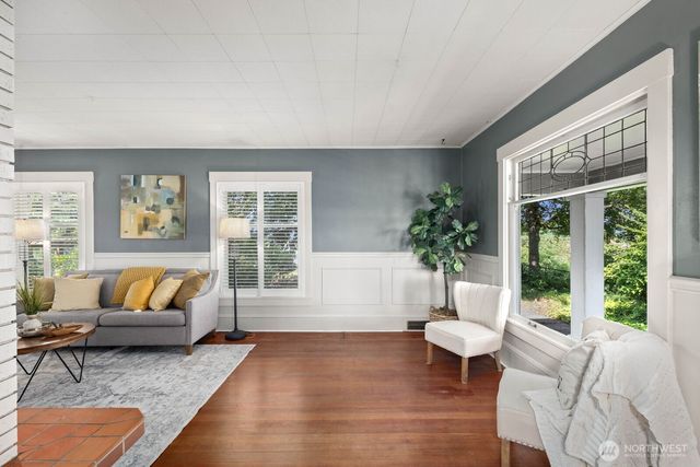 732 S Summit Avenue, Bremerton, WA 98312
