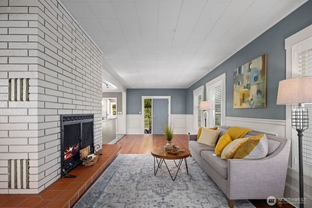 732 S Summit Avenue, Bremerton, WA 98312