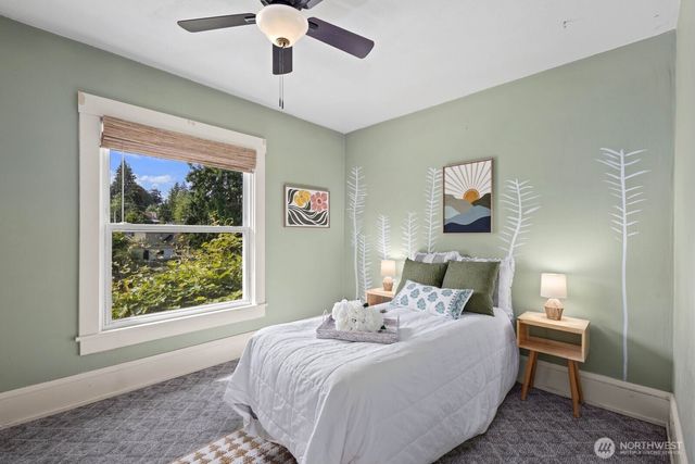 732 S Summit Avenue, Bremerton, WA 98312