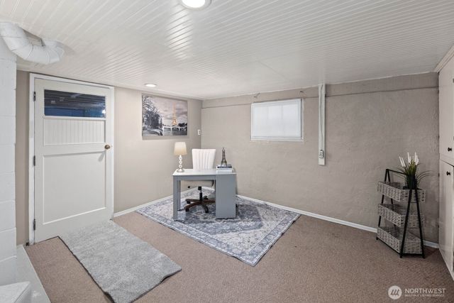 732 S Summit Avenue, Bremerton, WA 98312