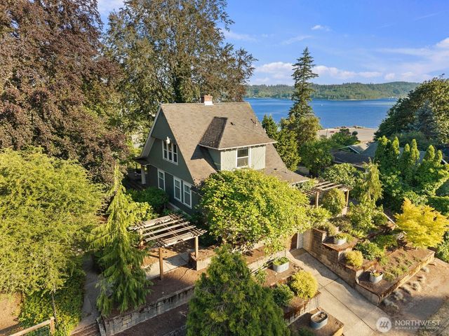 732 S Summit Avenue, Bremerton, WA 98312
